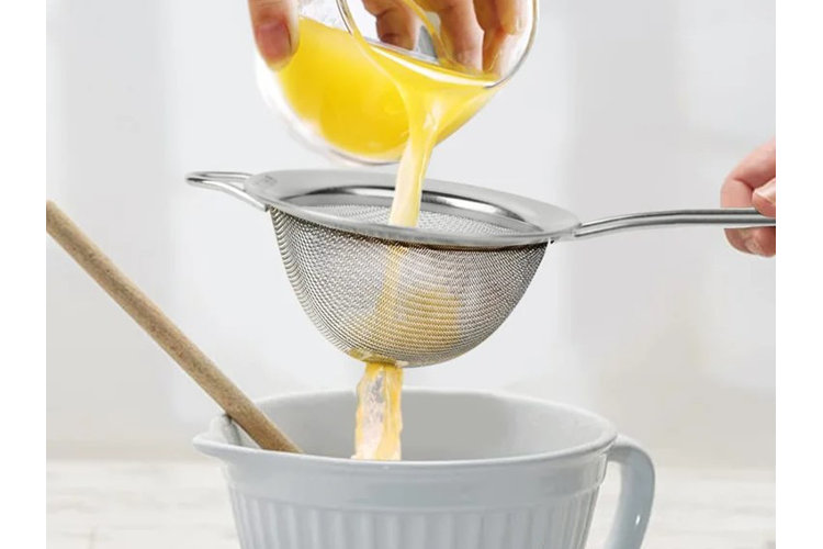 Colander vs. Strainer Is There a Difference? Wayfair Canada